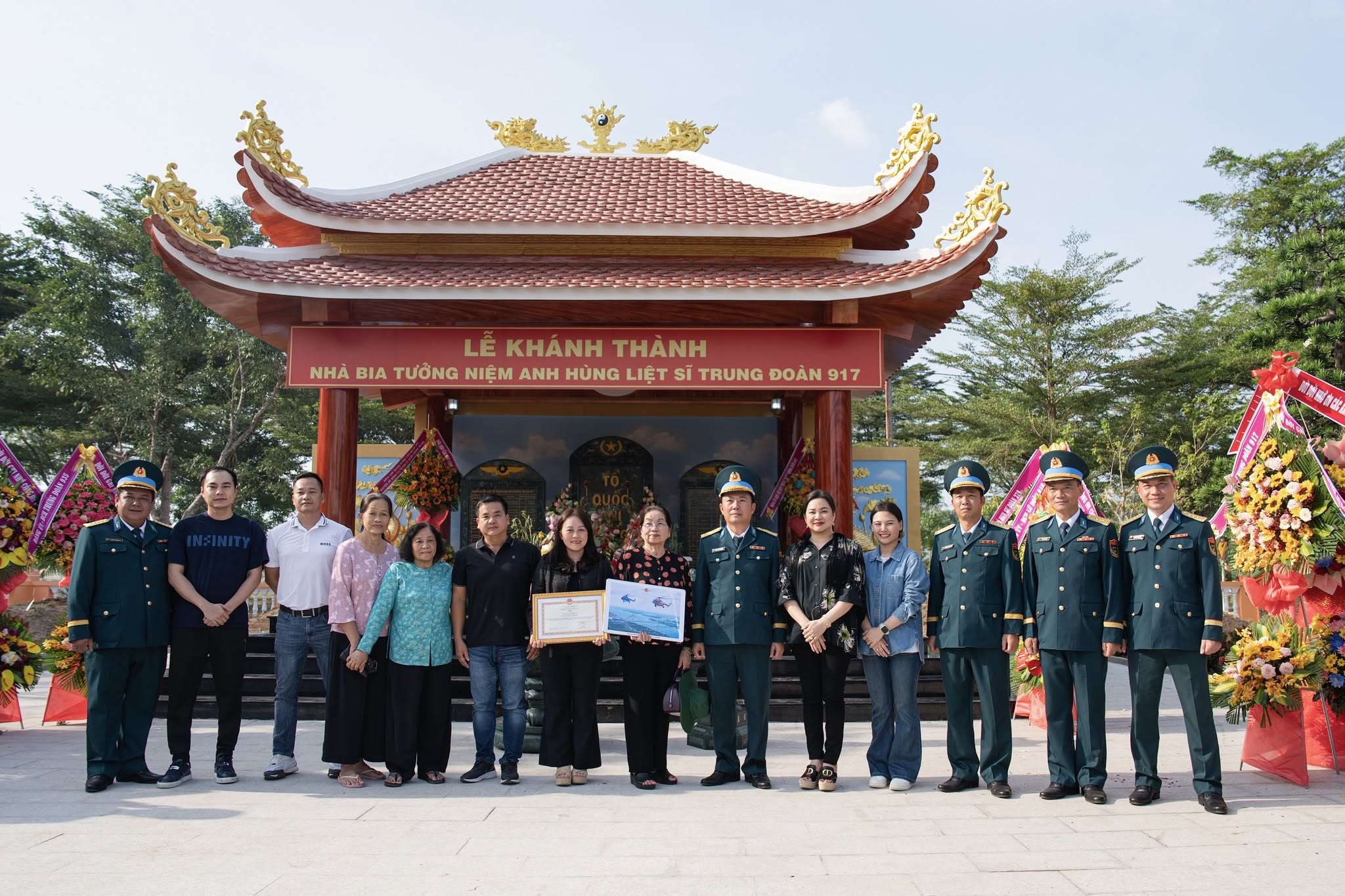 Quỹ Phượng Hoàng tài trợ công trình Nhà bia tưởng niệm các anh hùng liệt sĩ Trung đoàn 917