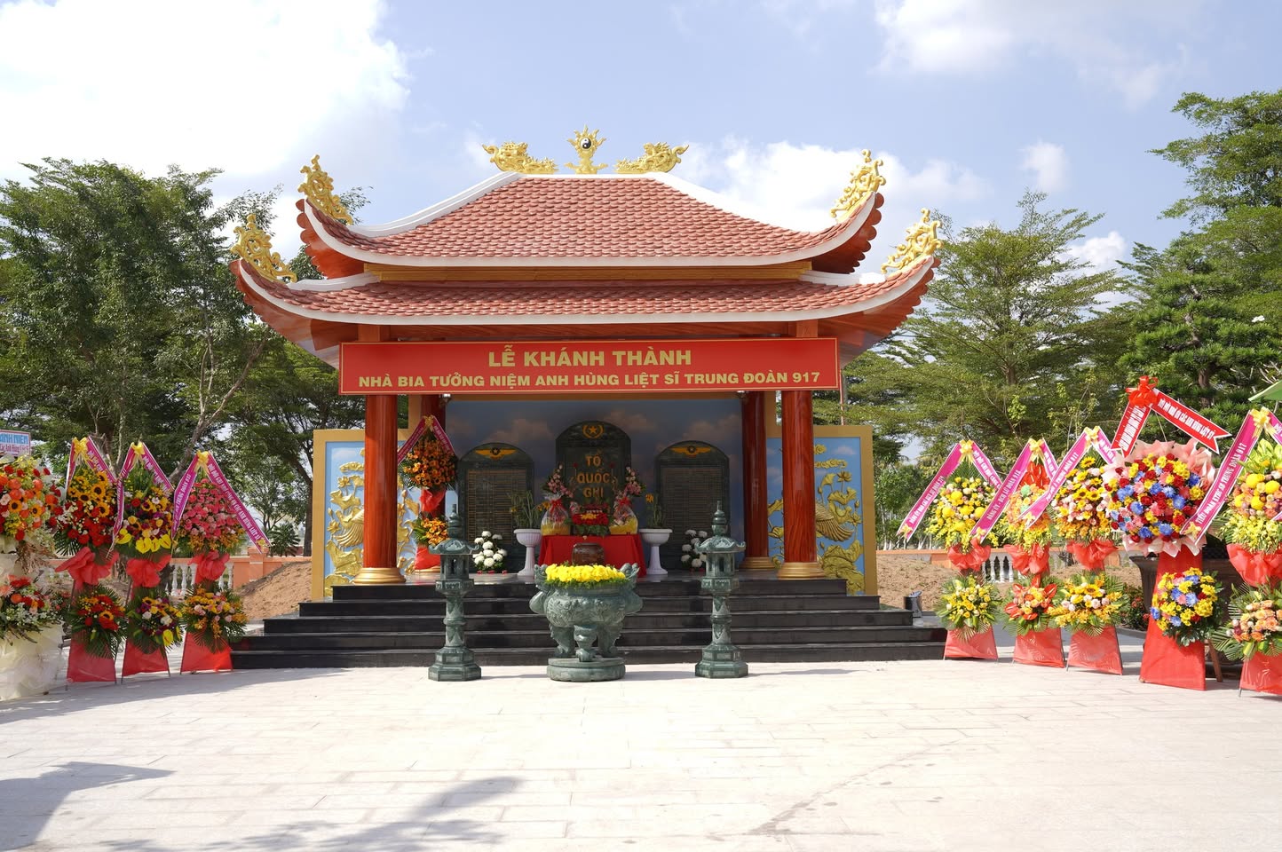 Quỹ Phượng Hoàng tài trợ công trình Nhà bia tưởng niệm các anh hùng liệt sĩ Trung đoàn 917