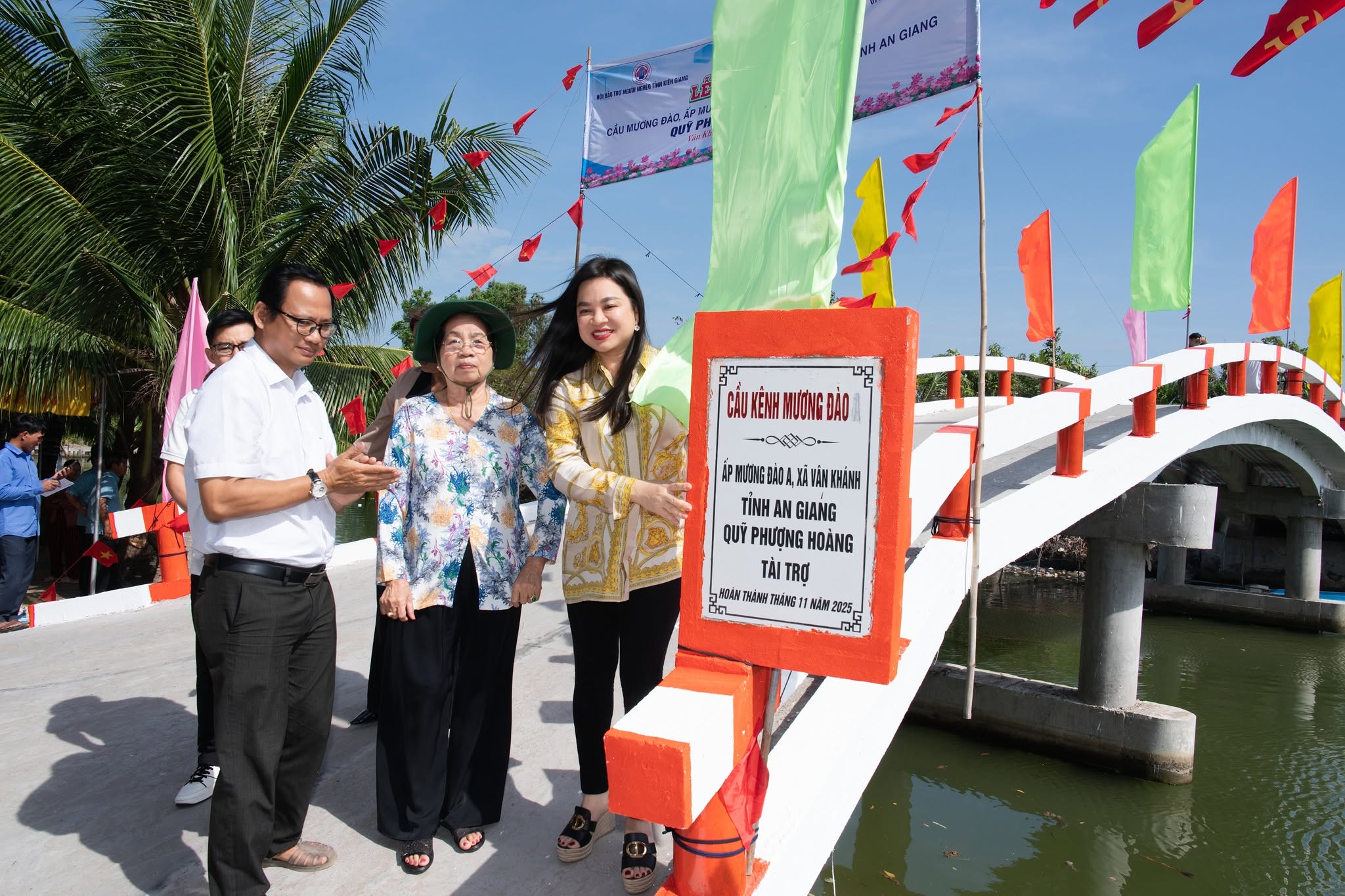 Xuân sớm nơi miền Tây sông nước