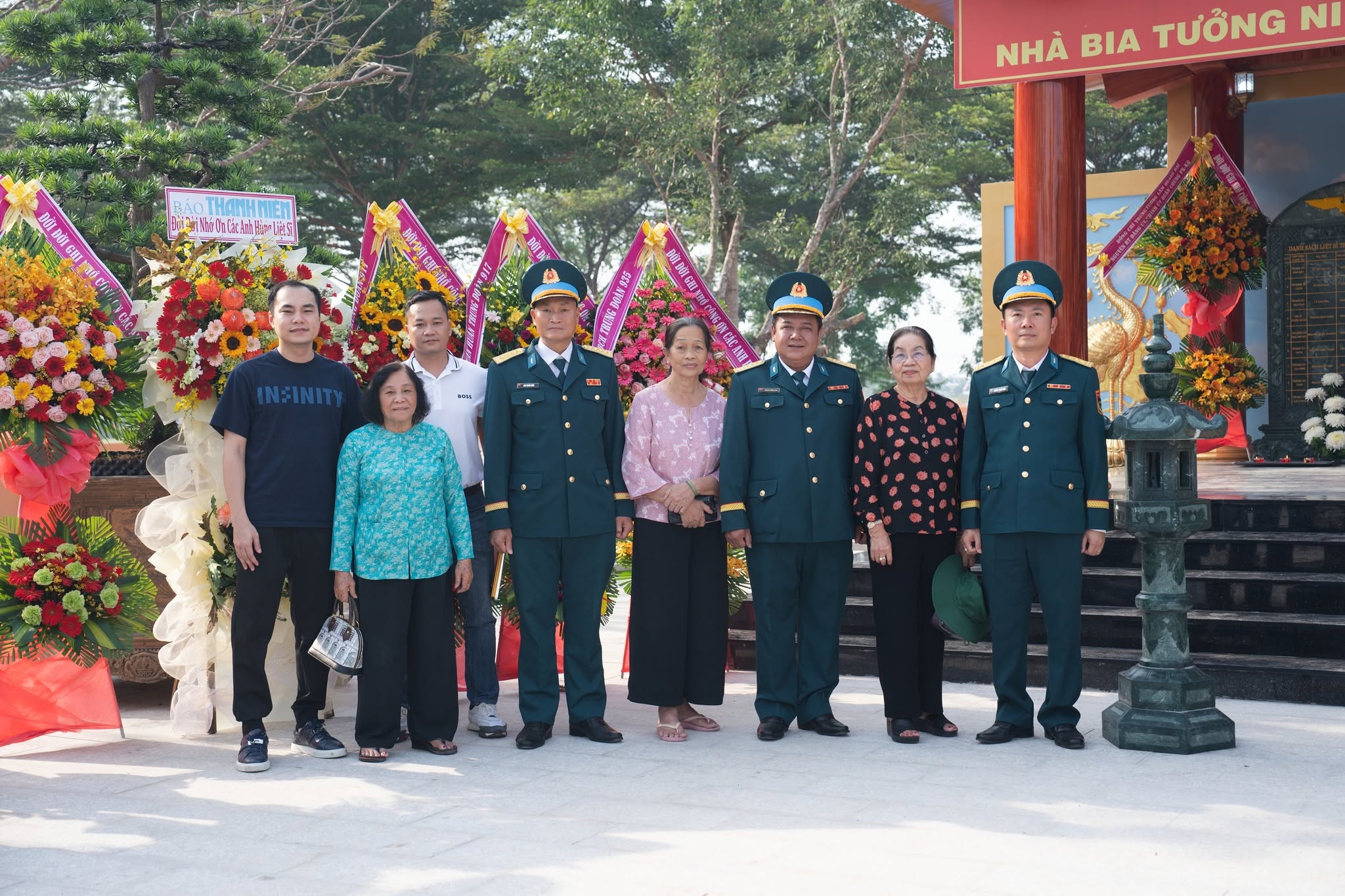 Quỹ Phượng Hoàng tài trợ công trình Nhà bia tưởng niệm các anh hùng liệt sĩ Trung đoàn 917